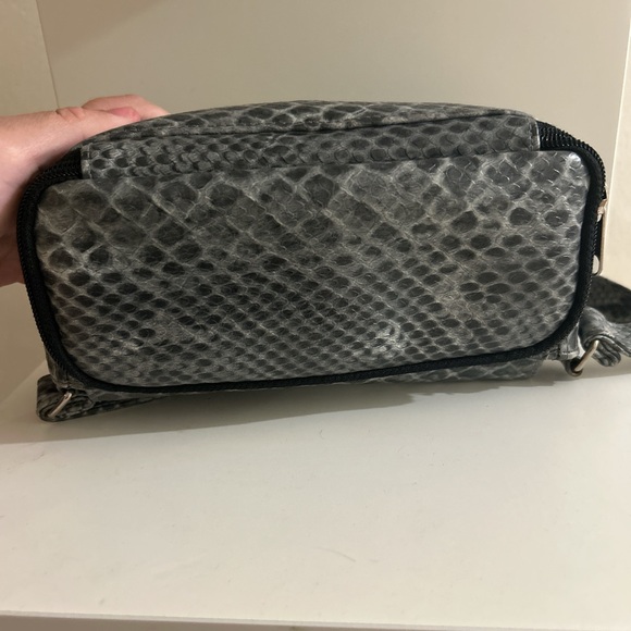 Animal print shoulder mini purse - Picture 3 of 5